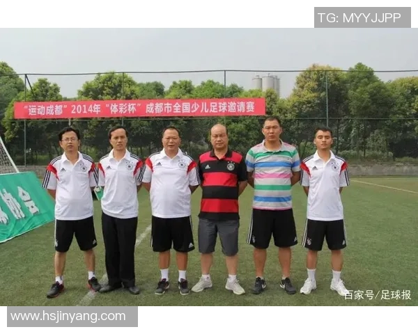 足球明星与他的男友共同追梦的爱情故事与运动人生