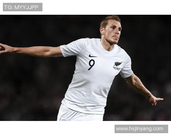 足球明星与刀具的完美结合图片大全展示，感受运动与艺术的独特魅力